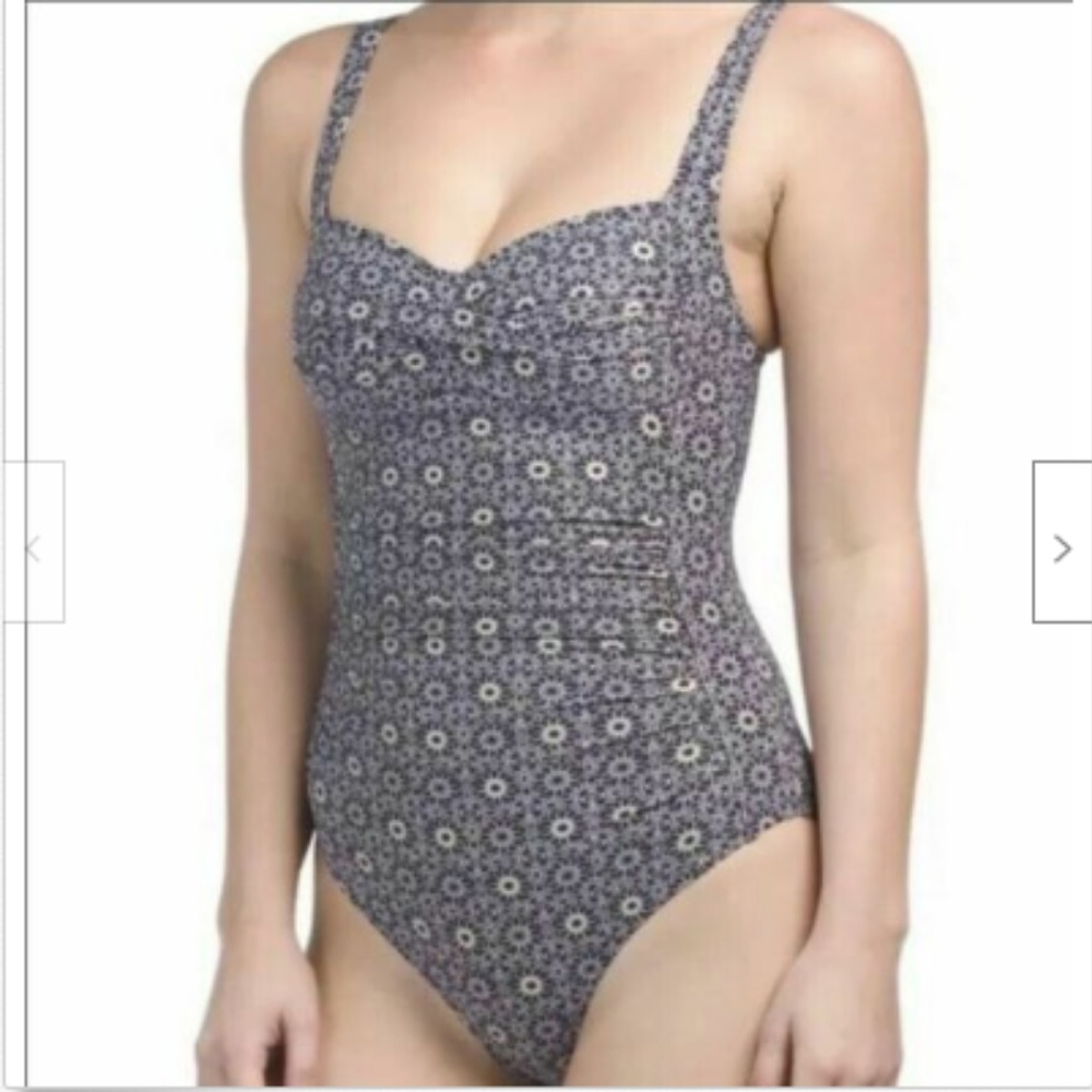 Nip Tuck Bond Eye Womens Multifit Cup one piece